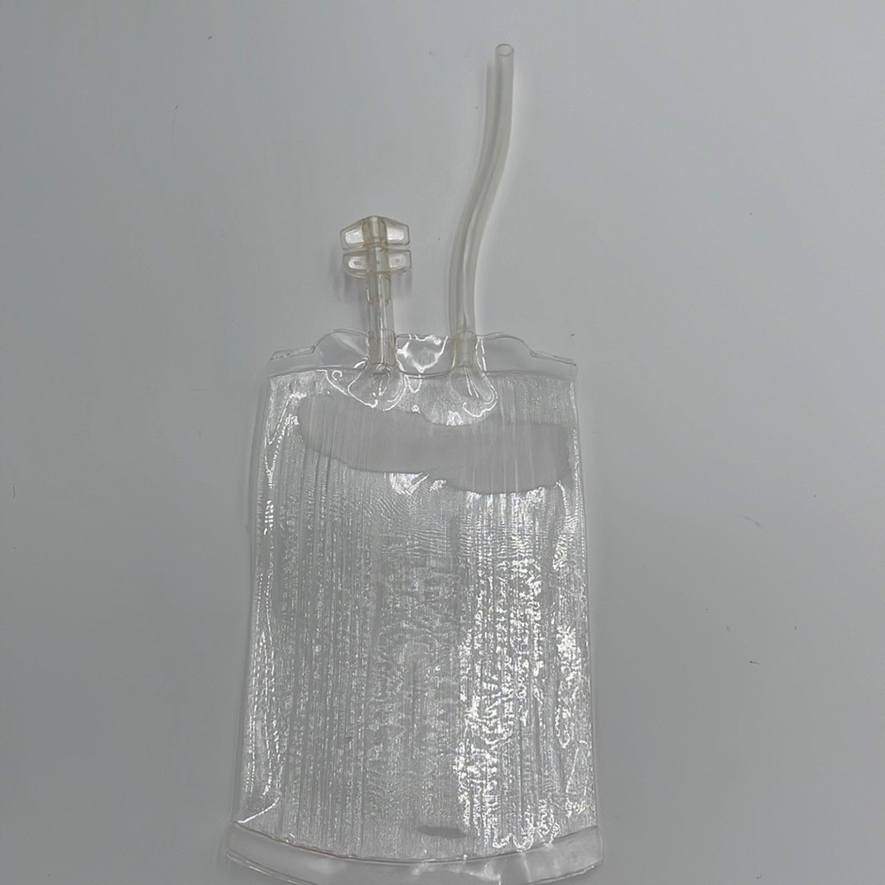Halloween Blood Bags for Drinks 20+ Pieces - Picture 2 of 5